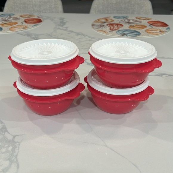 Tupperware small containers - Picture 11 of 12